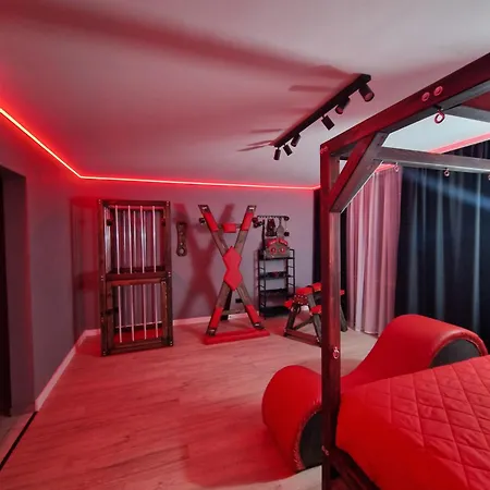 Red X Loft Private Adults Only Bdsm Вроцлав