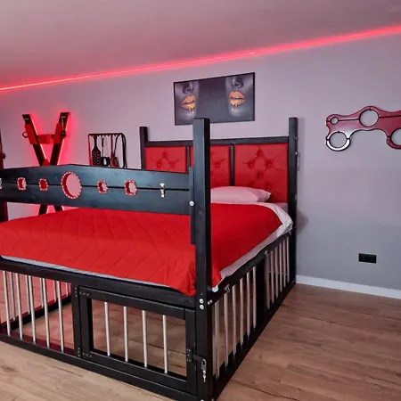 Red X Loft Private Adults Only Bdsm Вроцлав
