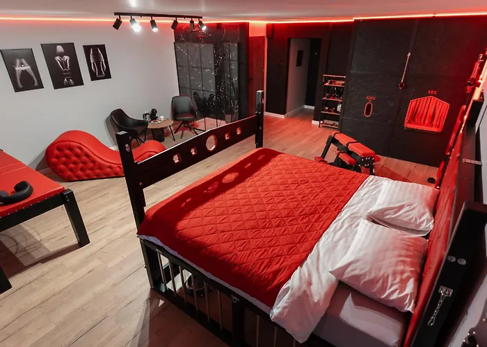 Red X Loft Private Adults Only Bdsm Lägenhet *