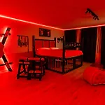 דירה Red X Loft Private Adults Only Bdsm