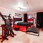 דירה Red X Loft Private Adults Only Bdsm