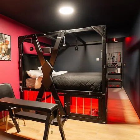 Red X Loft Private Adults Only Bdsm Апартаменты